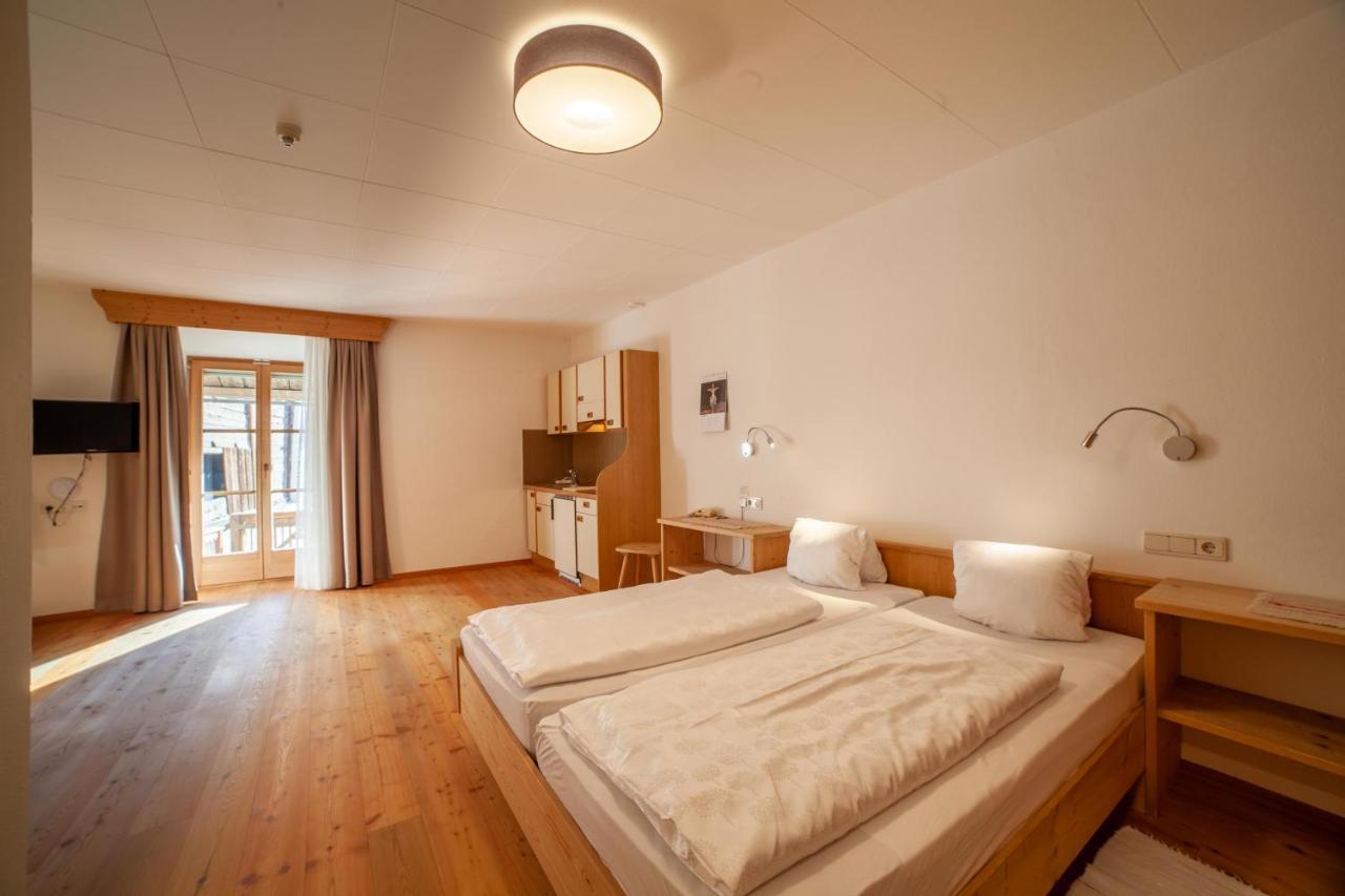 Hotel Greif Malles Venosta Ngoại thất bức ảnh