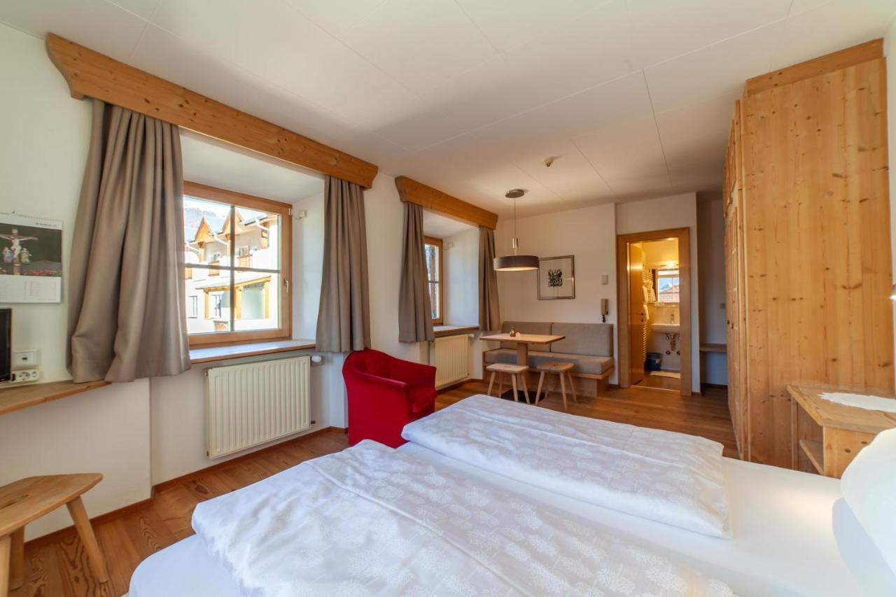 Hotel Greif Malles Venosta Ngoại thất bức ảnh