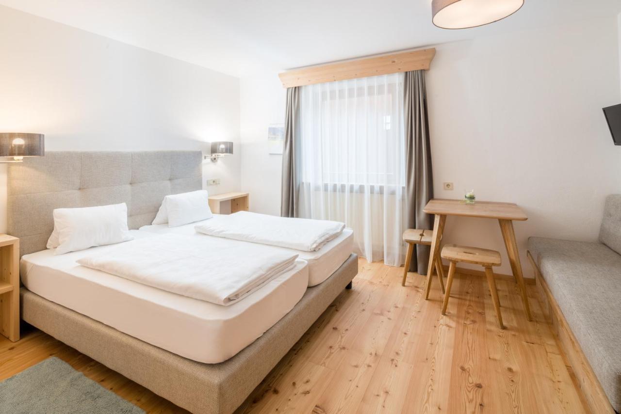 Hotel Greif Malles Venosta Ngoại thất bức ảnh