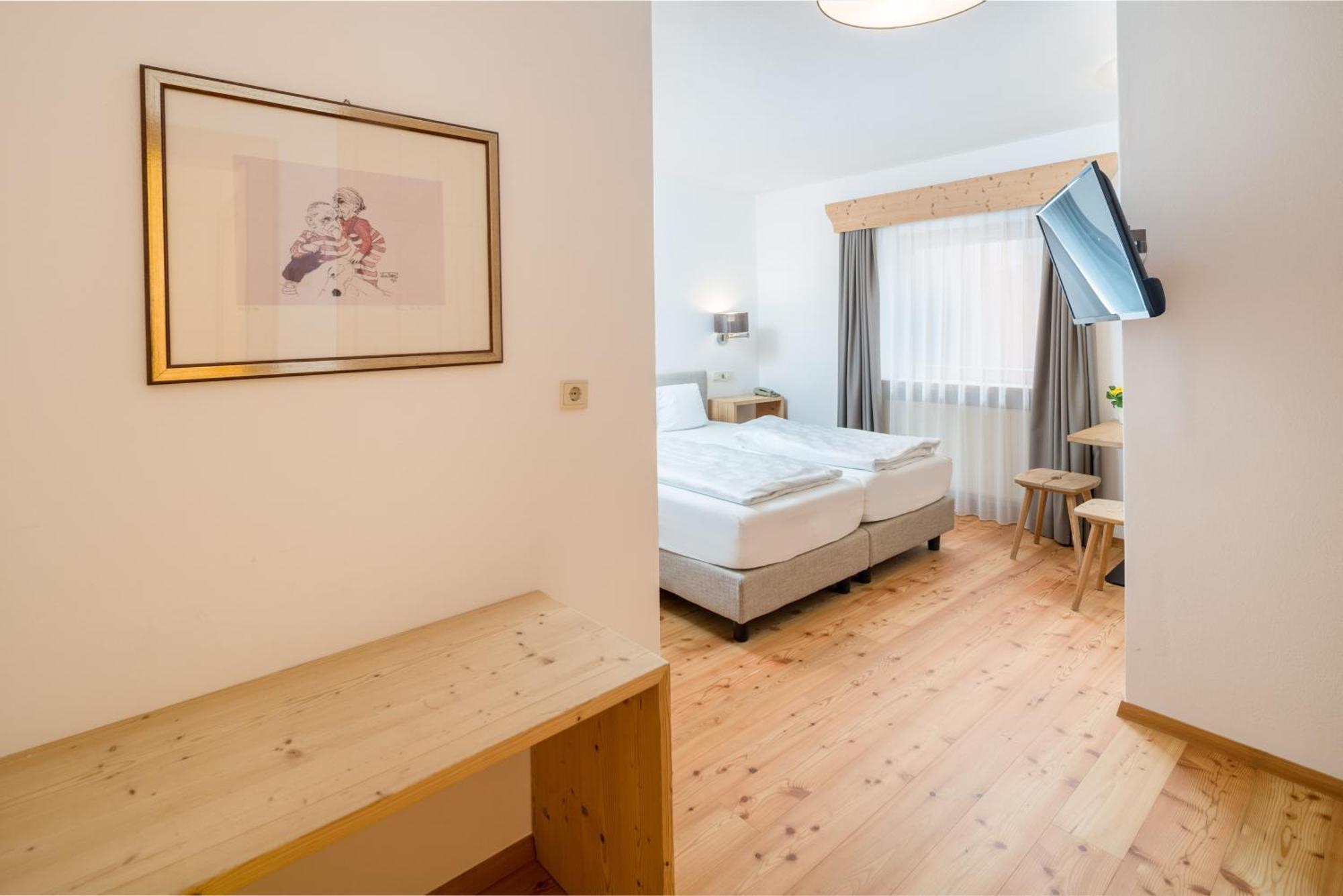 Hotel Greif Malles Venosta Ngoại thất bức ảnh
